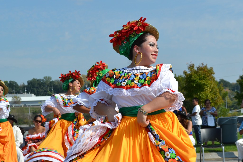 Aussie Kingdom petting kangaroo